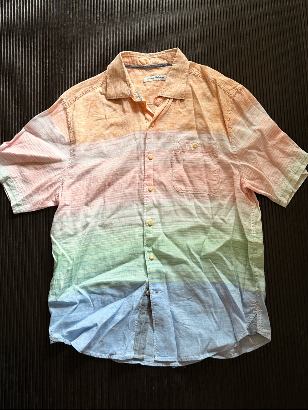 Men's Casual Short-Sleeve Gradient Stripe Shirt - Multicolor